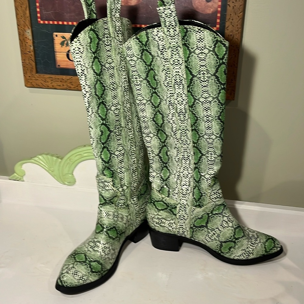 NASTY GAL Green Snakeskin Tall Boots Size 5